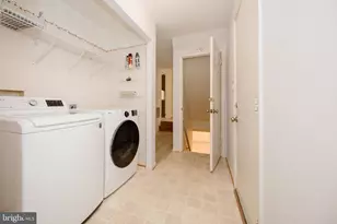 8465 Sevan Ct, Annandale, VA 22003 - Photo 15