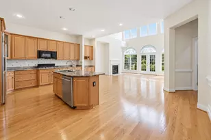 12753 Lavender Keep Cir, Fairfax, VA 22033 - Photo 5