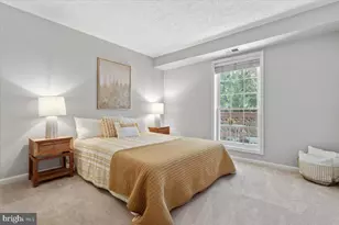 9925 Oakton Terrace Rd, Oakton, VA 22124 - Photo 17