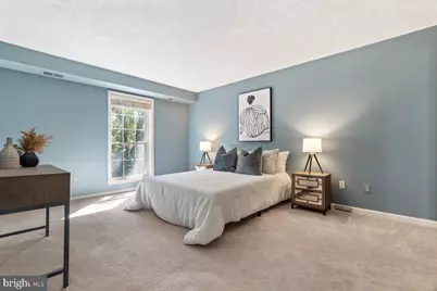 9925 Oakton Terrace Road, Oakton, VA 22124 - Photo 13
