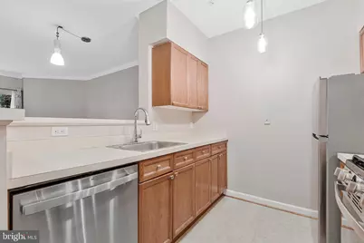 2204 Westcourt Lane #122, Herndon, VA 20170 - Photo 3