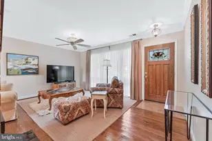 134 Kingsley Rd SW, Vienna, VA 22180 - Photo 3
