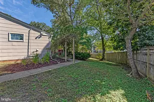 134 Kingsley Rd SW, Vienna, VA 22180 - Photo 23