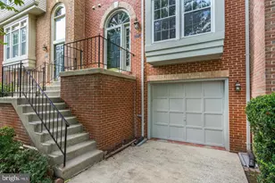3827 Inverness Rd, Fairfax, VA 22033 - Photo 3