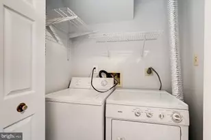 3827 Inverness Rd, Fairfax, VA 22033 - Photo 29
