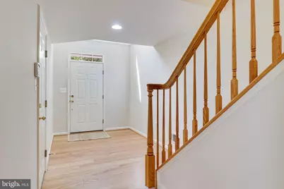 4037 Fairfax Center Hunt Trl Trail, Fairfax, VA 22030 - Photo 3