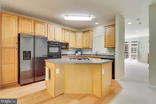 4037 Fairfax Center Hunt Trl Trail, Fairfax, VA 22030 - Photo 15