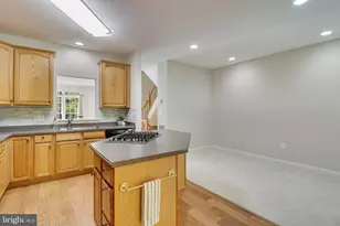 4037 Fairfax Center Hunt Trl Trail, Fairfax, VA 22030 - Photo 21