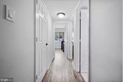 1423 Northgate Square #11, Reston, VA 20190 - Photo 5