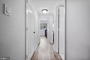 1423 Northgate Square, Reston, VA 20190 - Photo 5