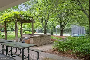 1423 Northgate Square, Reston, VA 20190 - Photo 27