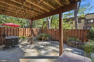 2902 Jermantown Rd, Oakton, VA 22124 - Photo 31