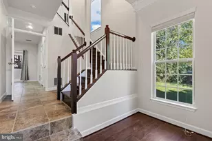 13580 Flying Squirrel Dr, Herndon, VA 20171 - Photo 7