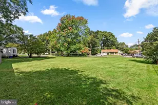6015 Clames Dr, Alexandria, VA 22310 - Photo 15