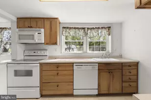 6015 Clames Dr, Alexandria, VA 22310 - Photo 19