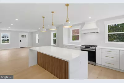 2404 Riverview Terrace, Alexandria, VA 22303 - Photo 11