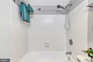2300 Pimmit Dr, Falls Church, VA 22043 - Photo 15