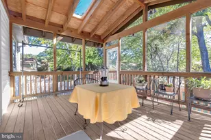 8004 Lynnfield Dr, Alexandria, VA 22306 - Photo 33