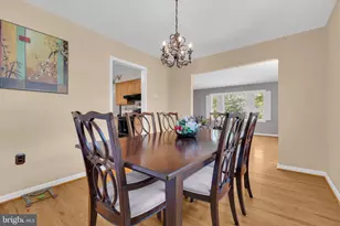 8004 Lynnfield Dr, Alexandria, VA 22306 - Photo 11