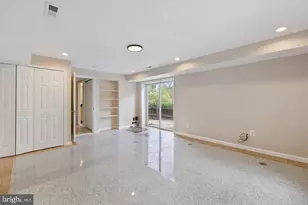 6421 Woodville Dr, Falls Church, VA 22044 - Photo 31