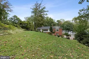 6421 Woodville Dr, Falls Church, VA 22044 - Photo 63