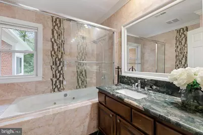 6421 Woodville Drive, Falls Church, VA 22044 - Photo 25