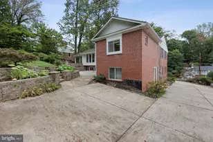 6421 Woodville Dr, Falls Church, VA 22044 - Photo 55