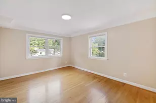 6421 Woodville Dr, Falls Church, VA 22044 - Photo 27