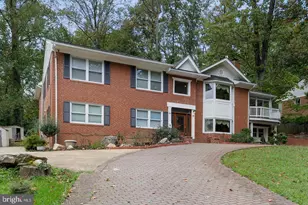 6421 Woodville Dr, Falls Church, VA 22044 - Photo 5