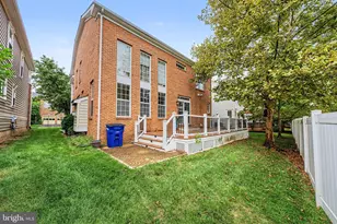314 Senate Ct, Herndon, VA 20170 - Photo 33