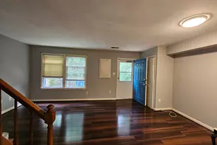 14431 Gringsby Ct, Centreville, VA 20120 - Photo 5