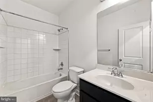 4911 Longmire Wy, Chantilly, VA 20151 - Photo 45