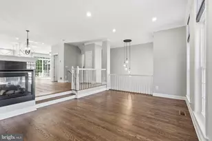 5424 Edsall Ridge Pl, Alexandria, VA 22312 - Photo 7