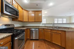 7134 Huntley Creek Pl, Alexandria, VA 22306 - Photo 9