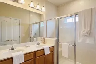 4665 Carisbrooke Ln, Fairfax, VA 22030 - Photo 11