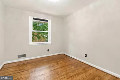 8706 Braeburn Drive, Annandale, VA 22003 - Photo 11