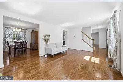 6816 Rock Creek Court, Alexandria, VA 22306 - Photo 5
