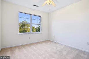 12921 Centre Park Cir, Herndon, VA 20171 - Photo 23