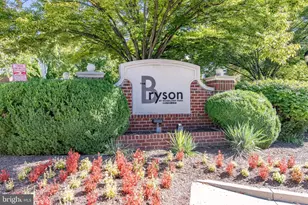 12921 Centre Park Cir, Herndon, VA 20171 - Photo 31