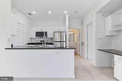 12921 Centre Park Circle #405, Herndon, VA 20171 - Photo 11