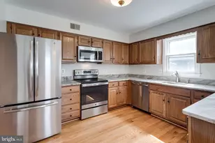 7365 Mallory Cir, Alexandria, VA 22315 - Photo 19