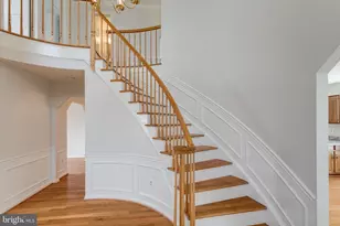 7365 Mallory Cir, Alexandria, VA 22315 - Photo 5