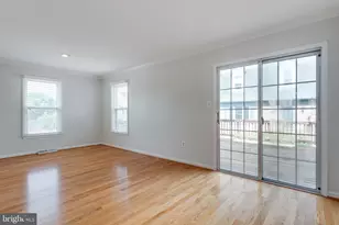 7365 Mallory Cir, Alexandria, VA 22315 - Photo 13