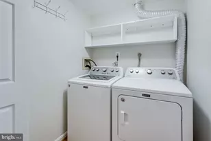 7365 Mallory Cir, Alexandria, VA 22315 - Photo 49
