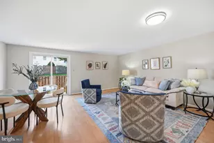 5905 Grisby House Ct, Centreville, VA 20120 - Photo 13