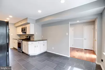 5117 Overlook Park, Annandale, VA 22003 - Photo 3