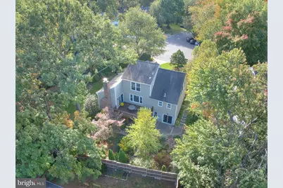 11800 Briar Mill Lane, Reston, VA 20194 - Photo 5