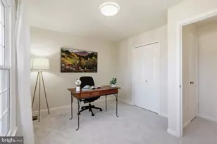 11800 Briar Mill Ln, Reston, VA 20194 - Photo 35