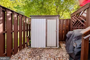 7227 Stover Ct, Alexandria, VA 22306 - Photo 45