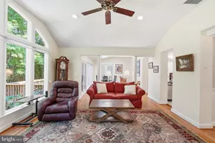 7717 Tauxemont Rd, Alexandria, VA 22308 - Photo 11